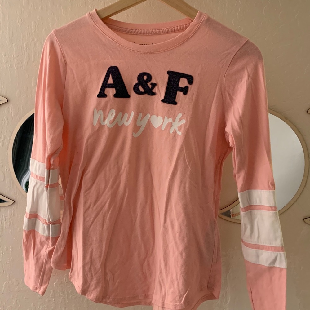 pink abercrombie king sleeve!